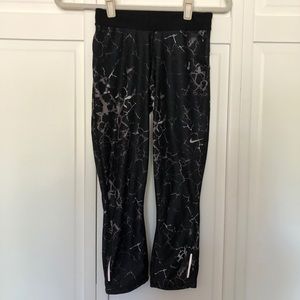 Nike black lightning thunder yoga pants leggings